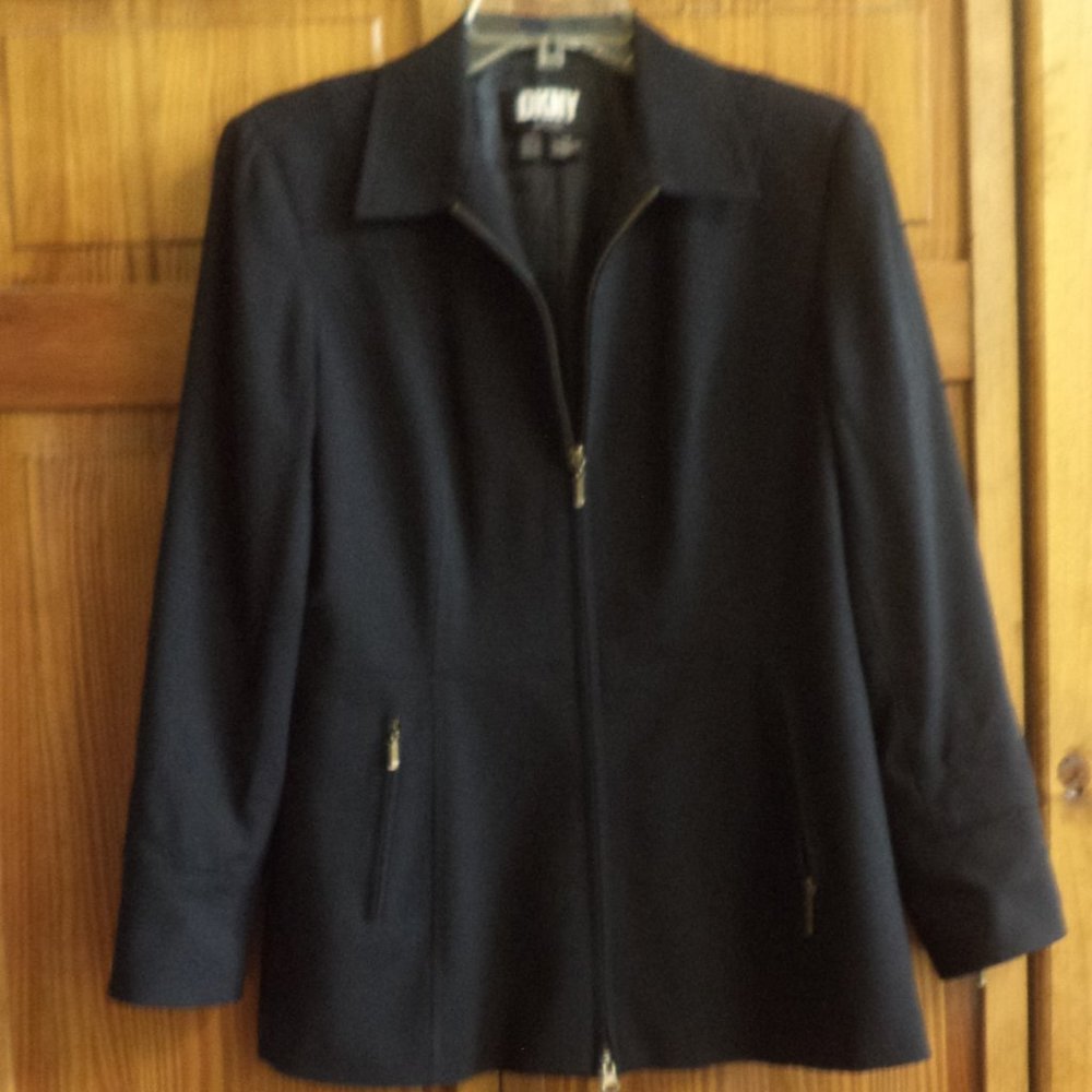 DKNY black wool zip up jacket sz 12petite woman